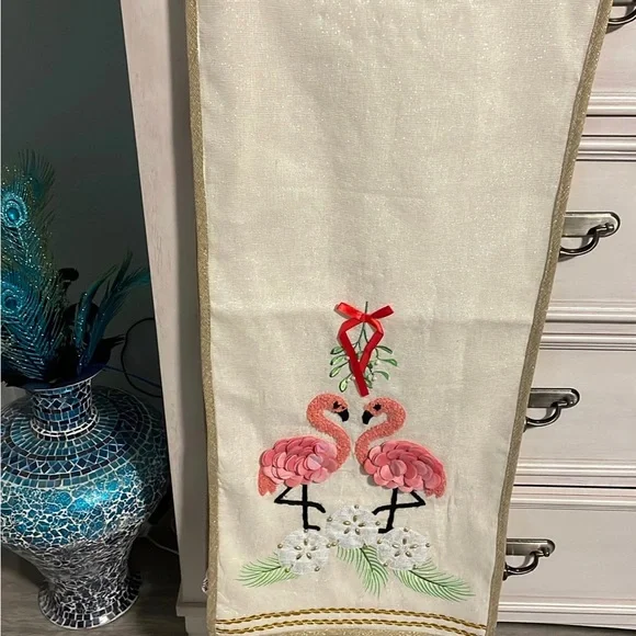 NWT whimsical holiday flamingo sweet table runner